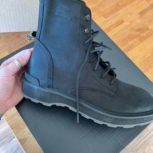 Sorel Women's Hi-Line Lace Up Waterproof Boots Jet Black Size 11 NIB